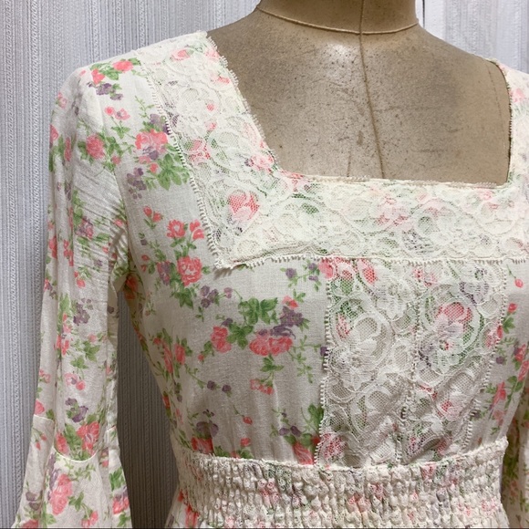 Small floral Japanese dress - Picture 2 of 3